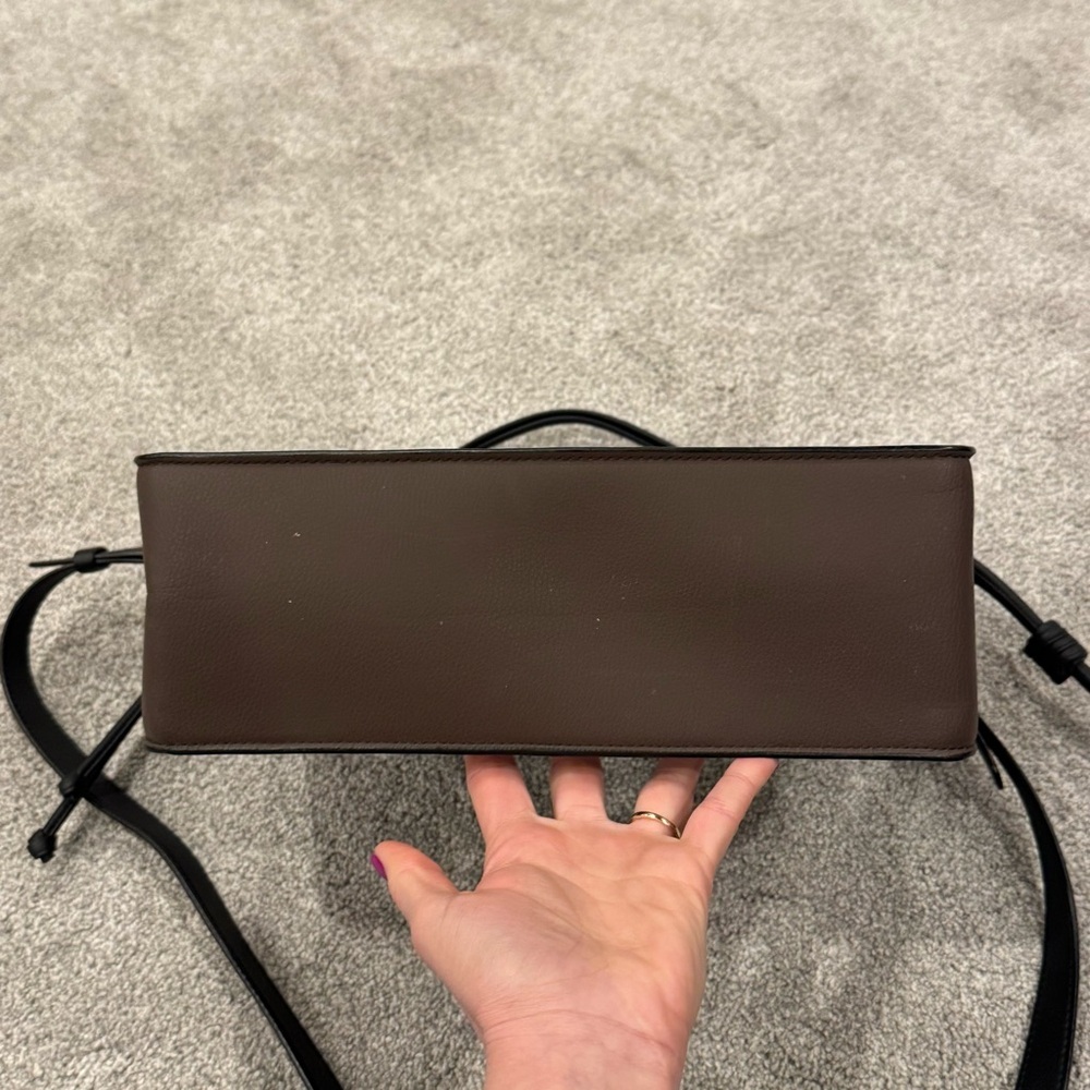 Von Holzhausen “The Handheld” Satchel Chocolate Brown and Black Trim - Picture 7 of 16